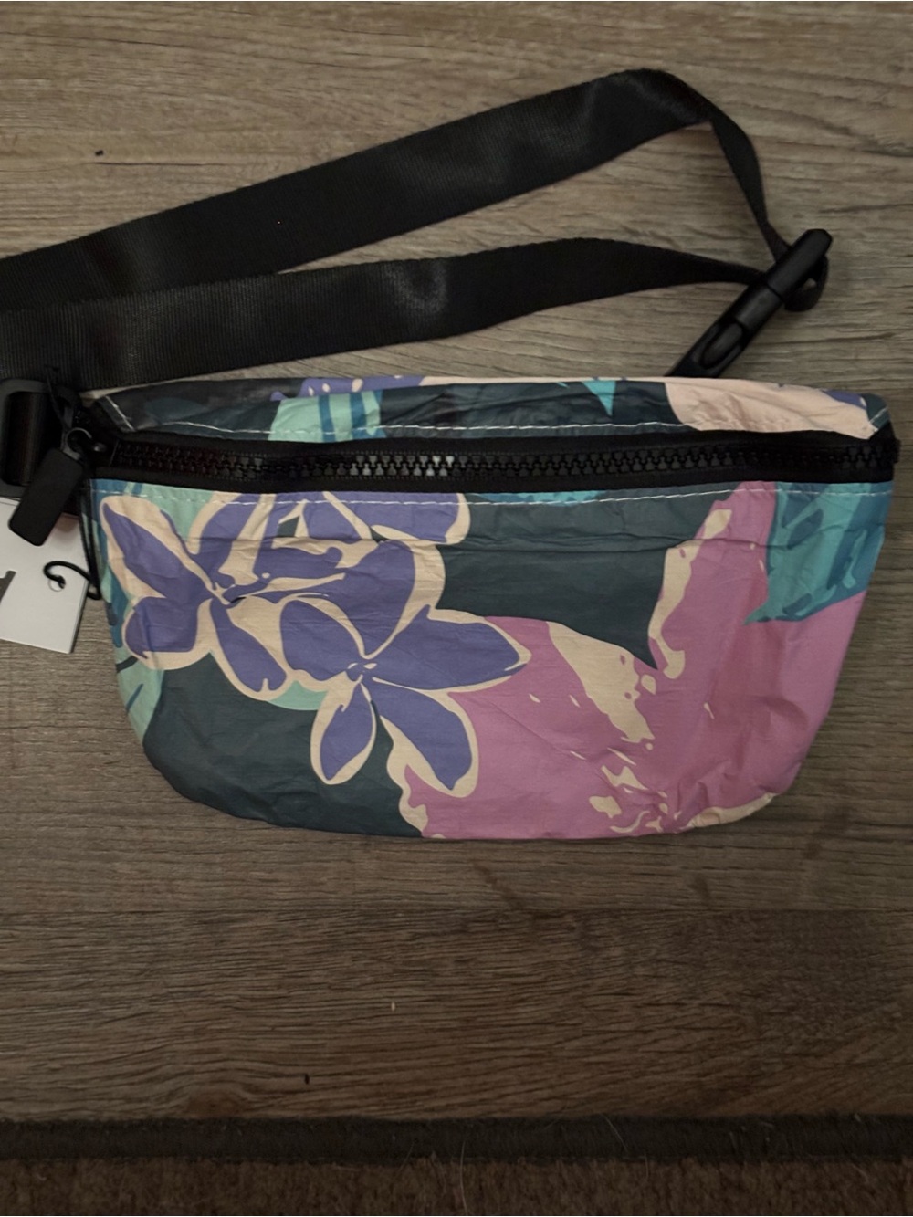 Aloha Collection Hip Pack - Picture 1 of 3